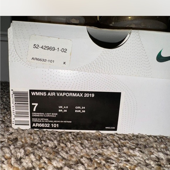 VaporMax - Picture 8 of 8